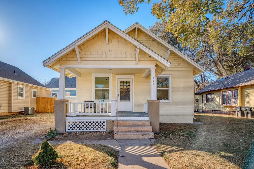 203 N Kansas Ave, Salina, KS 67401 - #1