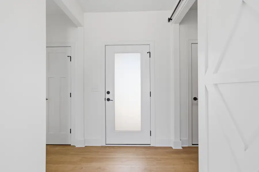 520 E Elmwood St, Park City, KS 67147-1124 - #3