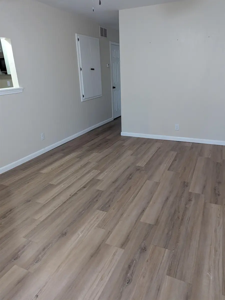 3320 S Mccomas St, Wichita, KS 67217 - #3