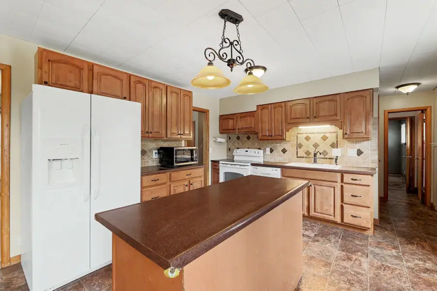 2310 Rosewood Avenue, North Newton, KS 67117 - #3