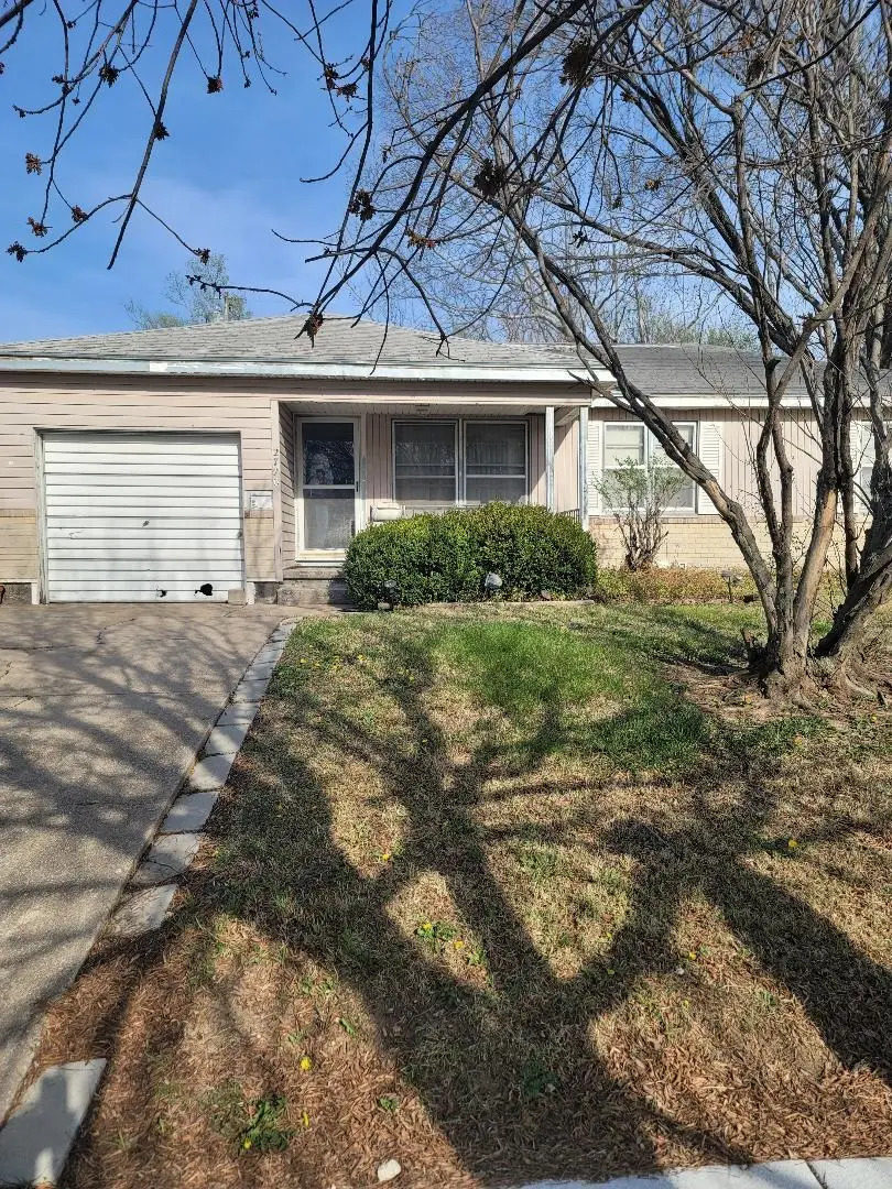 2726 N Spruce St, Wichita, KS 67219 - #1