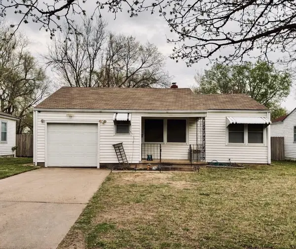 2434 S Ellis Ave, Wichita, KS 67216