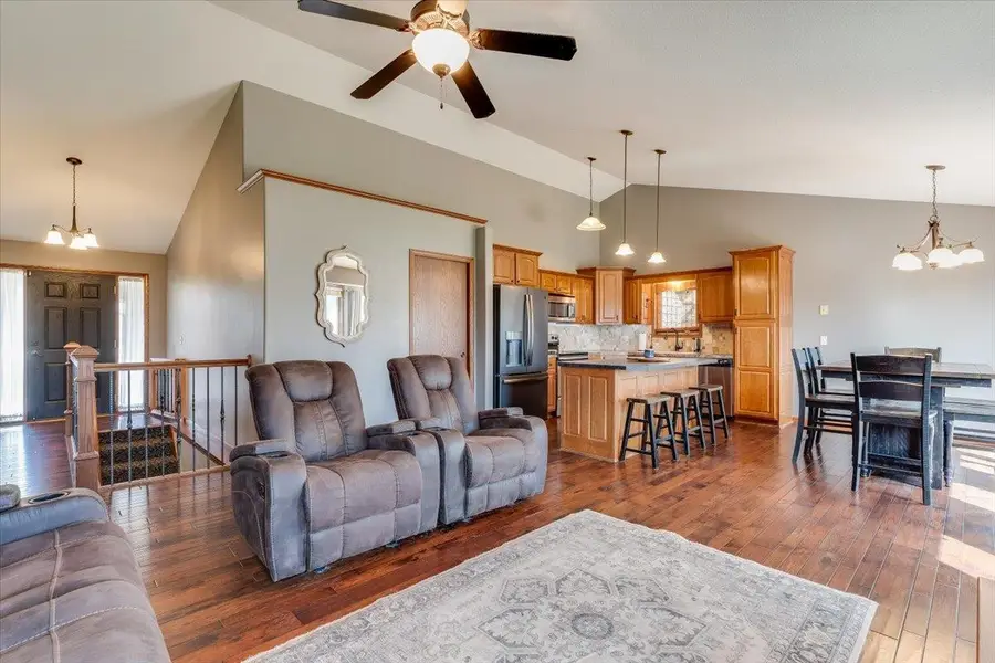 311 Evergreen Ct, Cheney, KS 67025 - #3