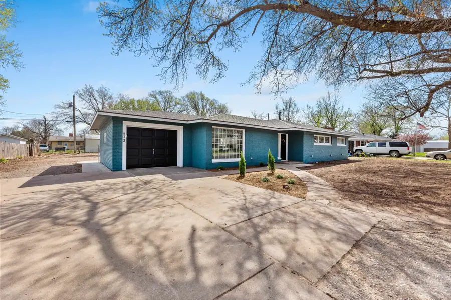 632 N Wolf St, Cheney, KS 67025 - #3