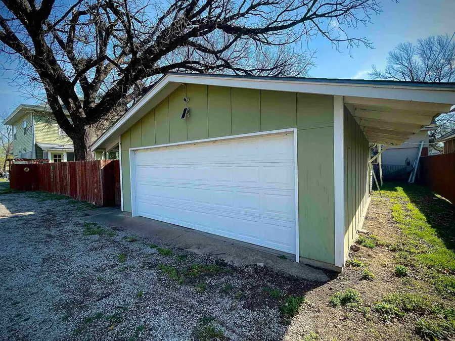 507 W 9th, Winfield, KS 67156 - #3