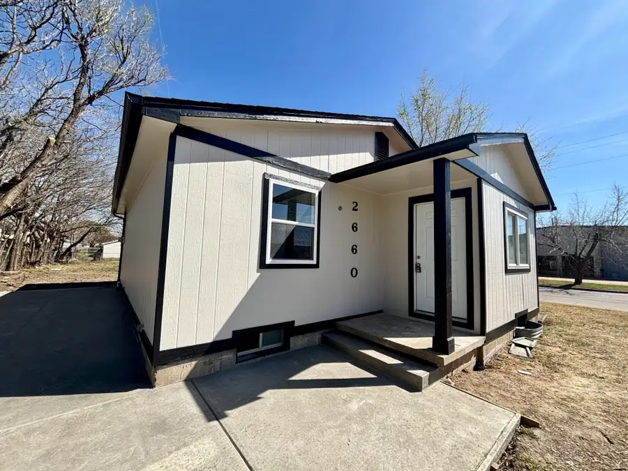 2660 W Esthner Ave, Wichita, KS 67213 - #2