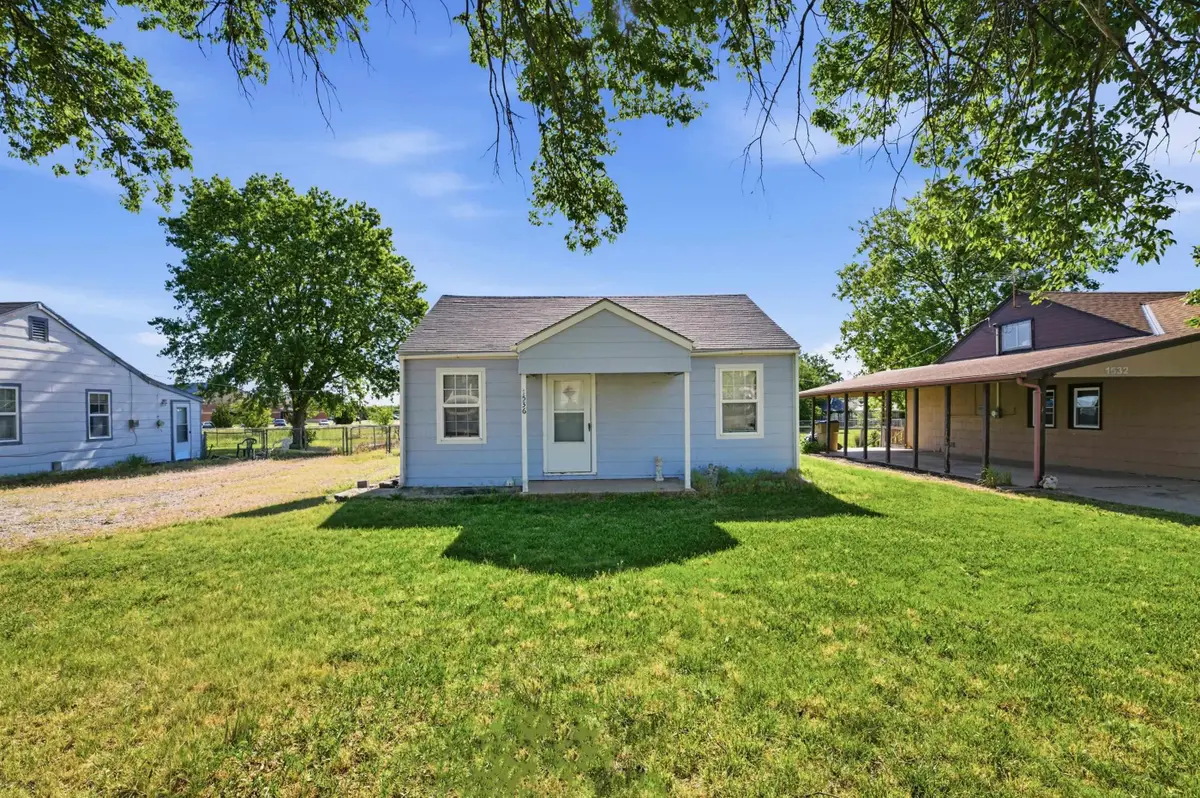 1536 N Andover Rd, Andover, KS 67002 - #1