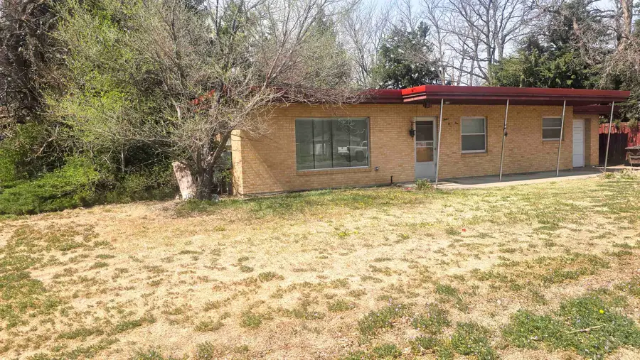 1205 Main St, La Crosse, KS 67548 - #2
