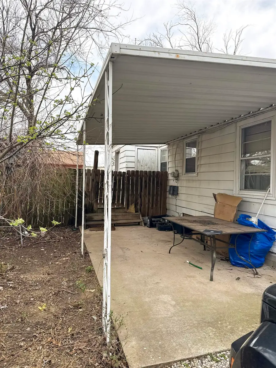 5101 E New Jersey Dr, Wichita, KS 67210-1528 - #3