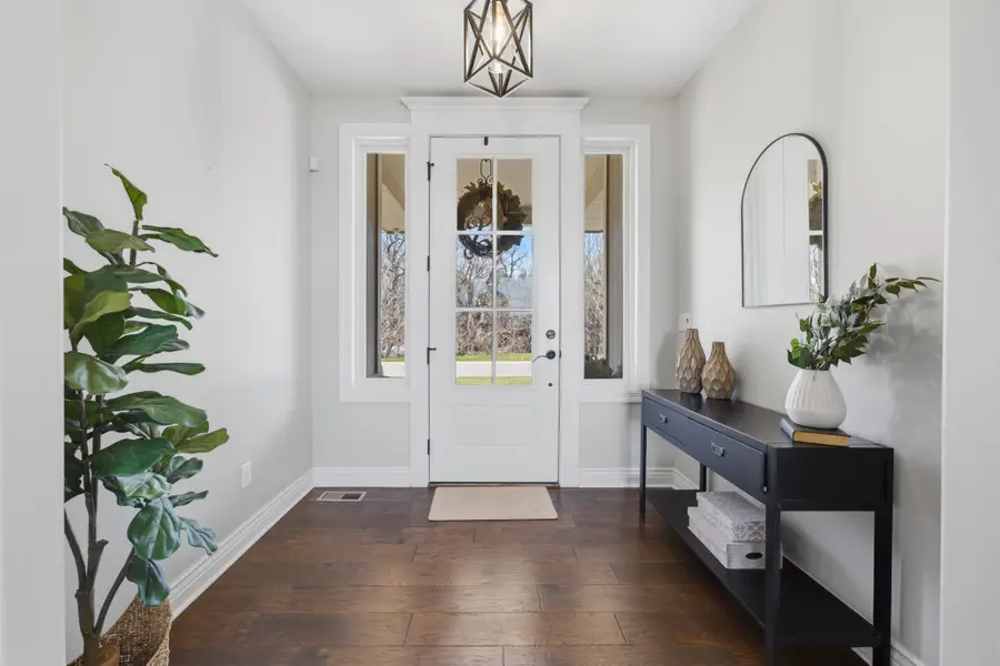 4929 W Wavecrest Cir, Wichita, KS 67205 - #3