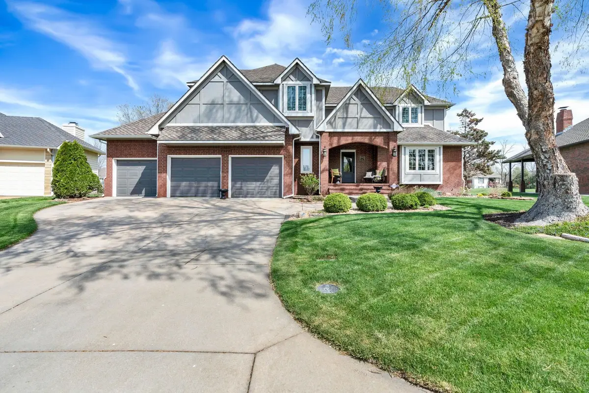 2522 N High Point Cir, Wichita, KS 67205 - #1