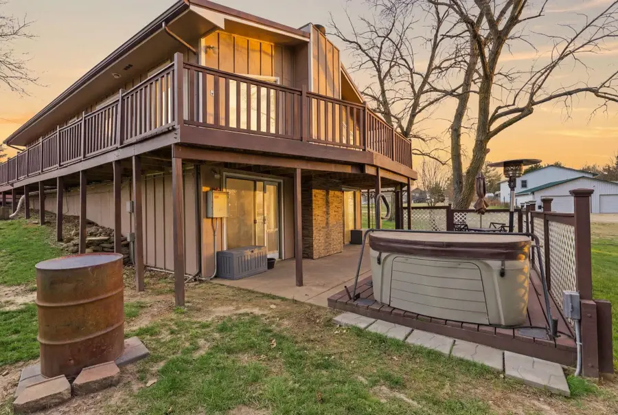 38 Hillcrest Dr, Marion, KS 66861-9365 - #3