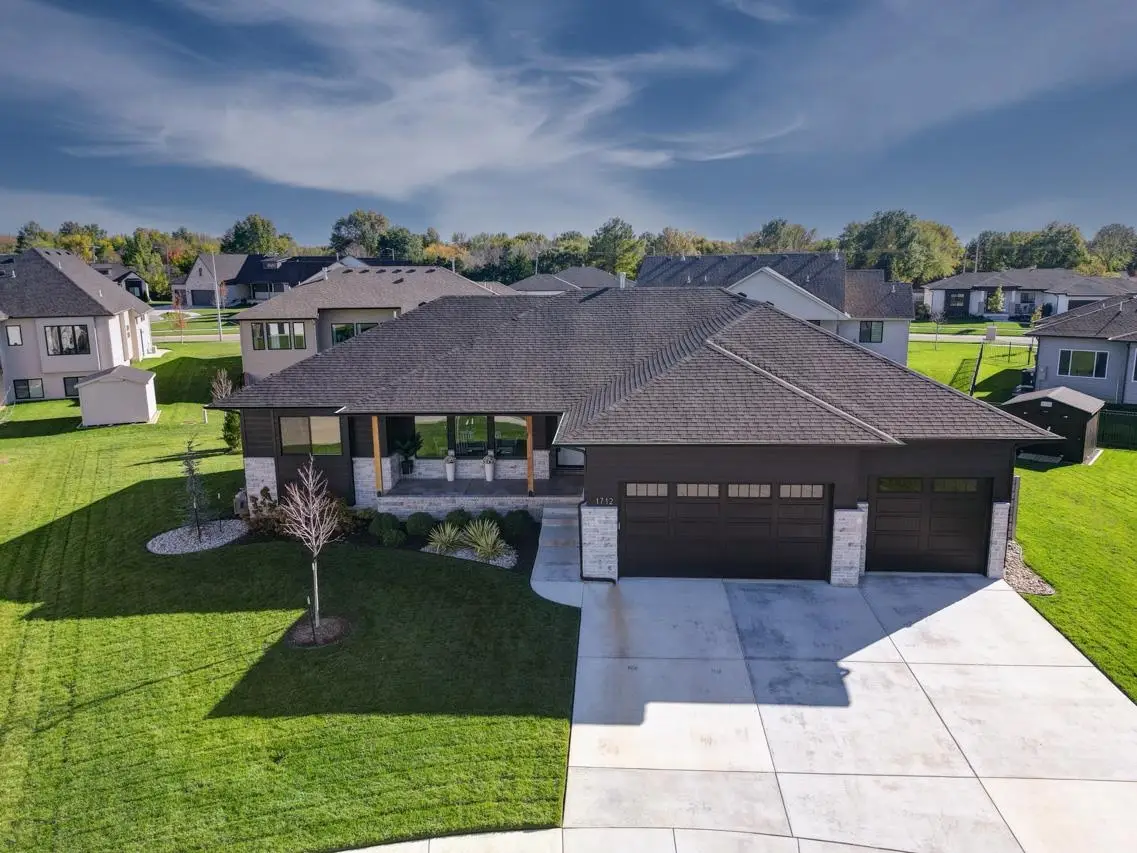 1712 Summerchase Pl, Derby, KS 67037 - #1
