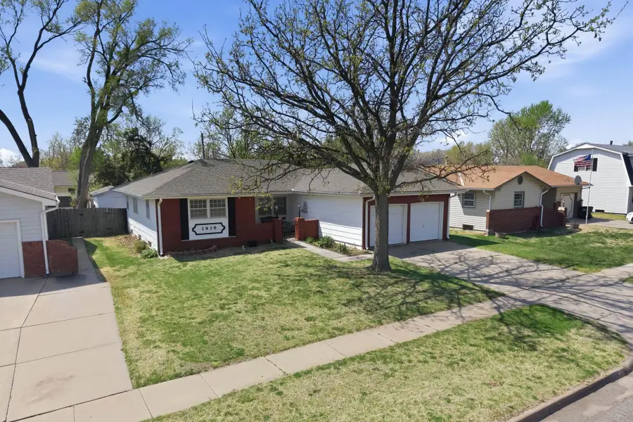 1939 W Dallas St, Wichita, KS 67217 - #2