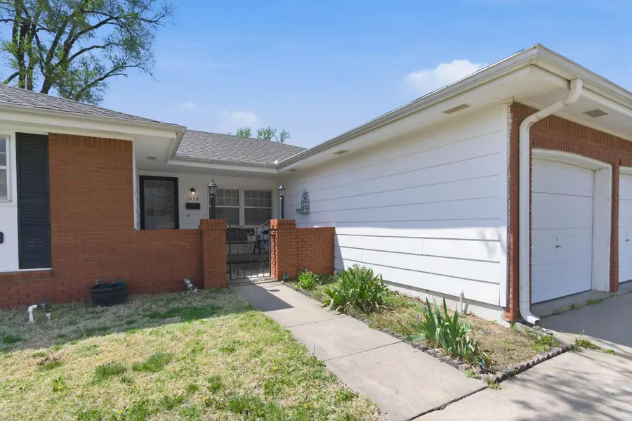 1939 W Dallas St, Wichita, KS 67217 - #3