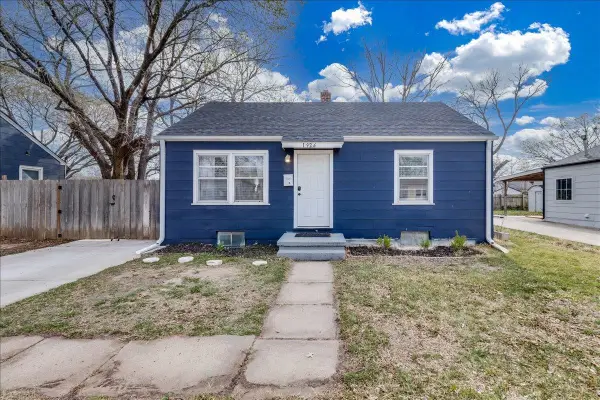 1926 S Bleckley Dr, Wichita, KS 67218