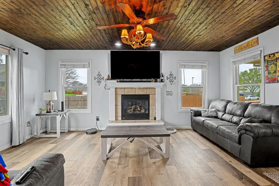 2712 Rushwood Dr, Augusta, KS 67010 - #3