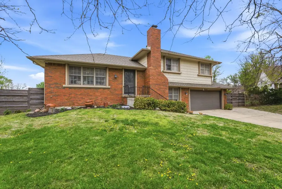 8448 E Lakeland Ct, Wichita, KS 67207 - #3