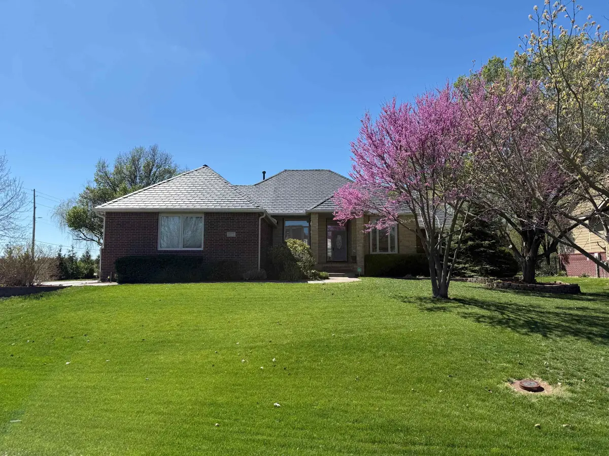 1401 N Sandpiper St, Wichita, KS 67230 - #1