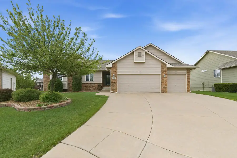 5905 E 49th Ct N, Bel Aire, KS 67220 - #2