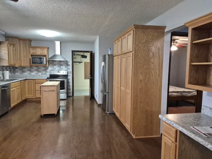 529 N Cedar St, Moran, KS 66755 - #3