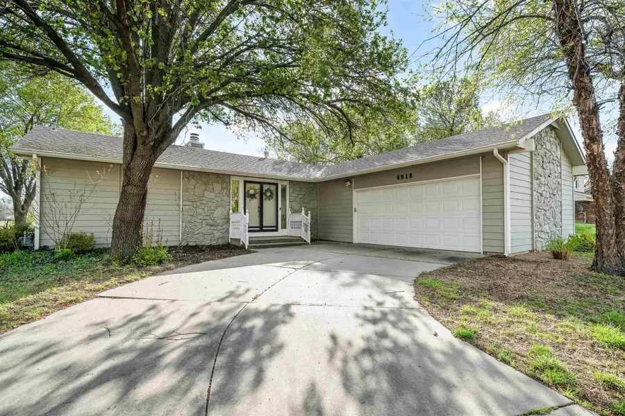6918 E Rushwood Cir, Wichita, KS 67226 - #2