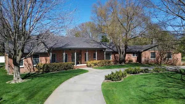 514 W 12th St, Newton, KS 67114