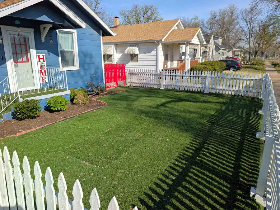 724 Custer St, Salina, KS 67401 - #3