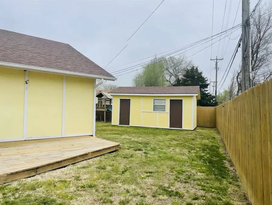 527 N Gordon St # 529, Wichita, KS 67203 - #2