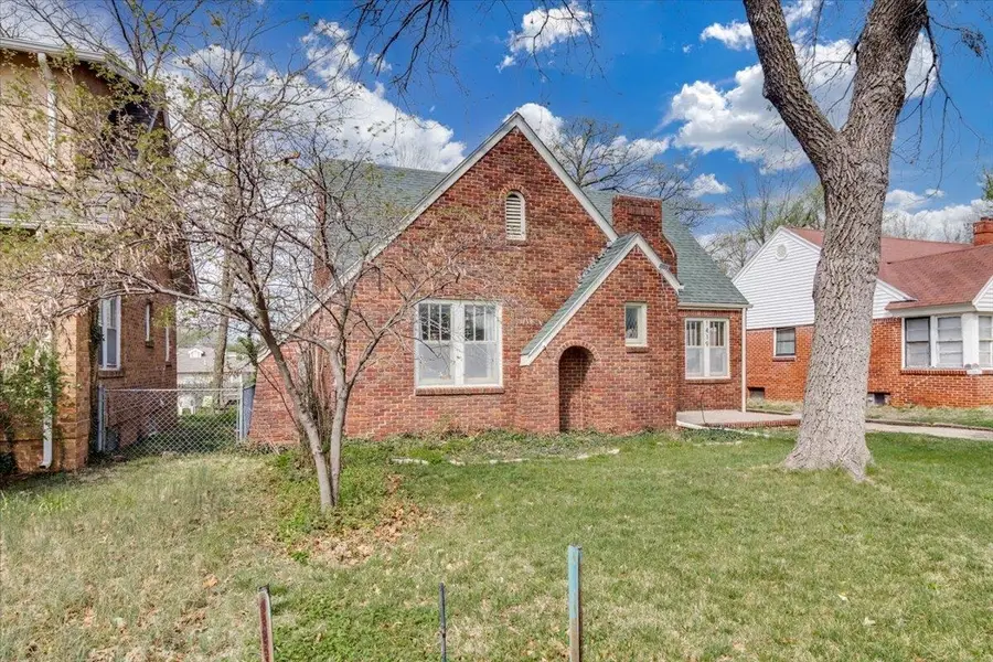 1419 Fairmount St, Wichita, KS 67208 - #2