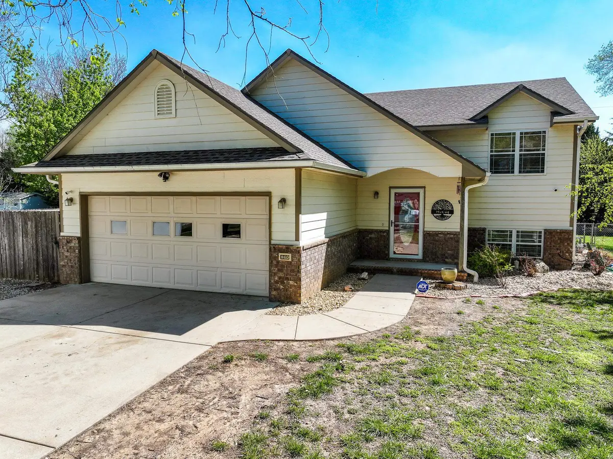 860 SE Spires Rd, El Dorado, KS 67042 - #1