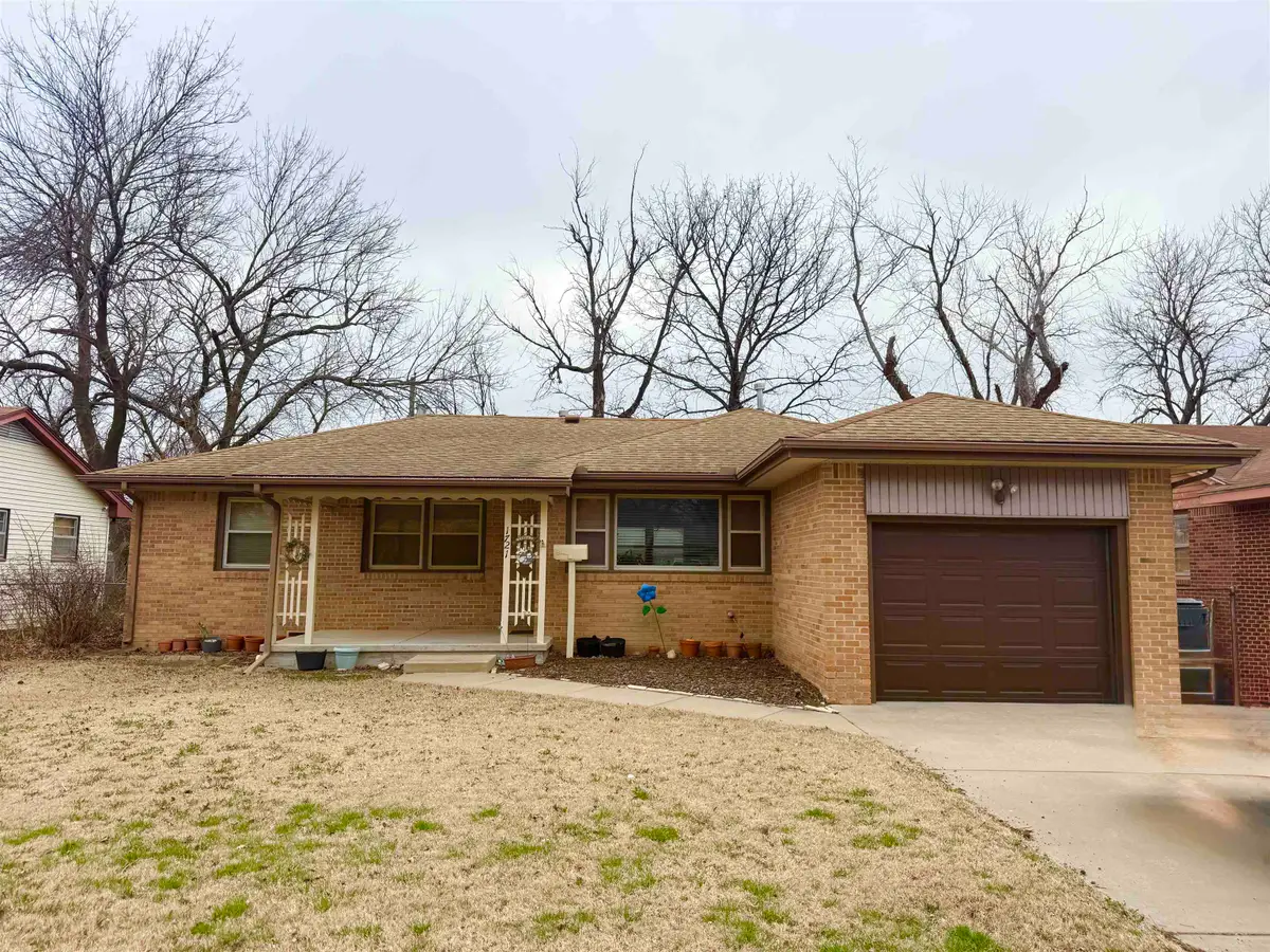 1721 W Greenfield St, Wichita, KS 67217 - #1