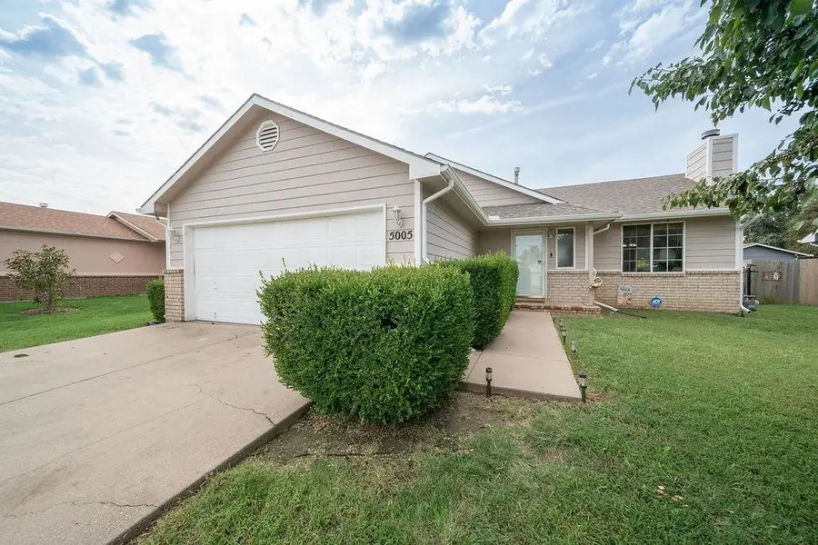 5005 E 27th St N, Wichita, KS 67220 - #2