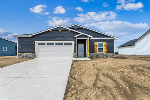 1607 N Emerald Valley Dr., Mulvane, KS 67110