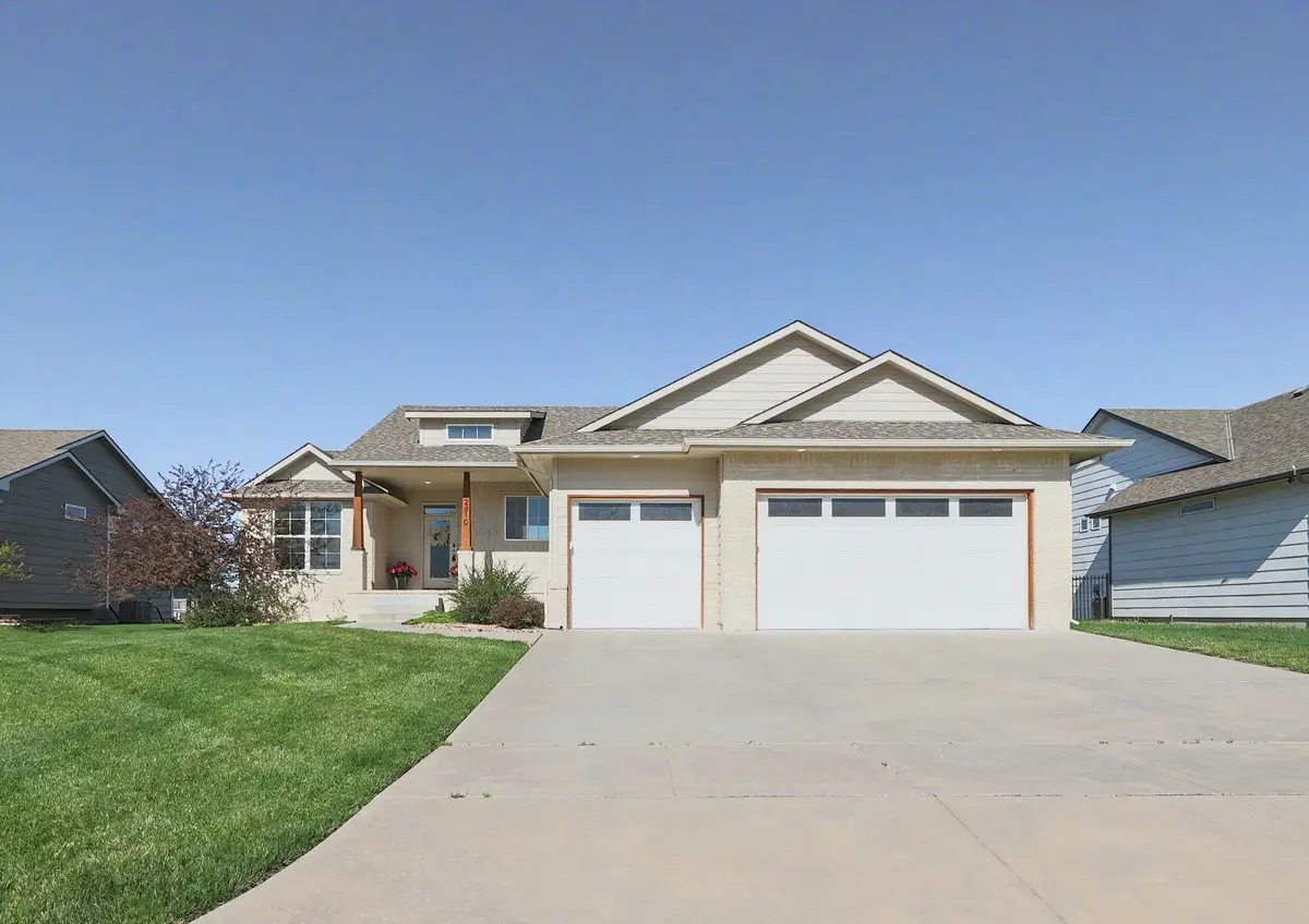 2810 E Mantane Cir, Wichita, KS 67219 - #1