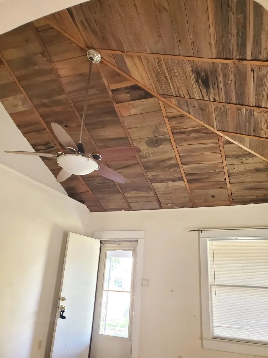 1103 N 3rd, Arkansas City, KS 67005 - #3