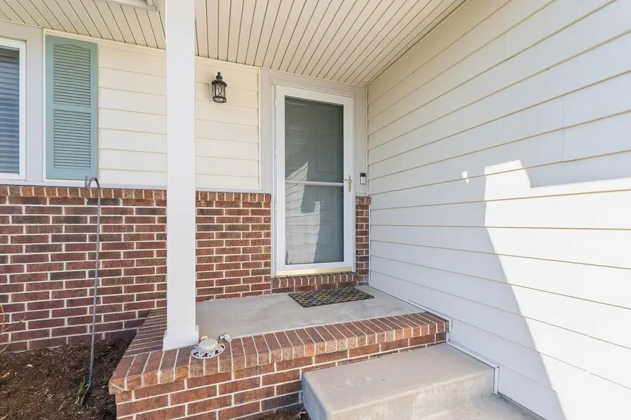 3006 N Hedgetree St, Wichita, KS 67226 - #3