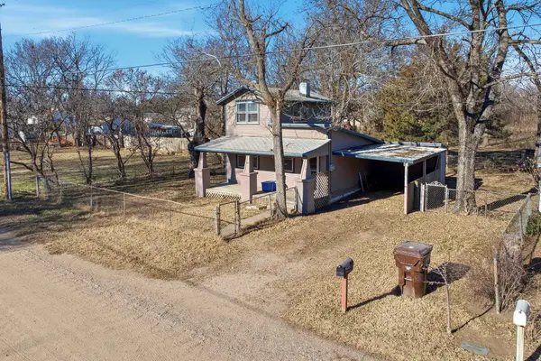 2918 W 10th St N, Wichita, KS 67203