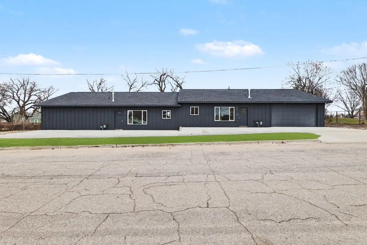 1906 N Lorraine Ave, Wichita, KS 67214 - #1