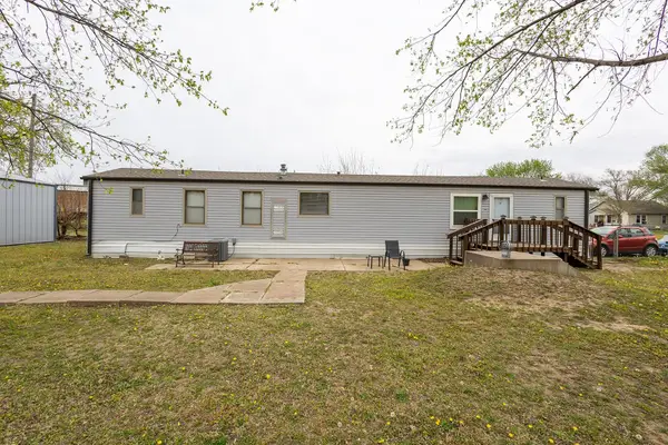 1633 S Vine St., Wichita, KS 67213