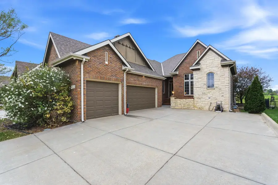 15818 E Majestic St, Wichita, KS 67230 - #2