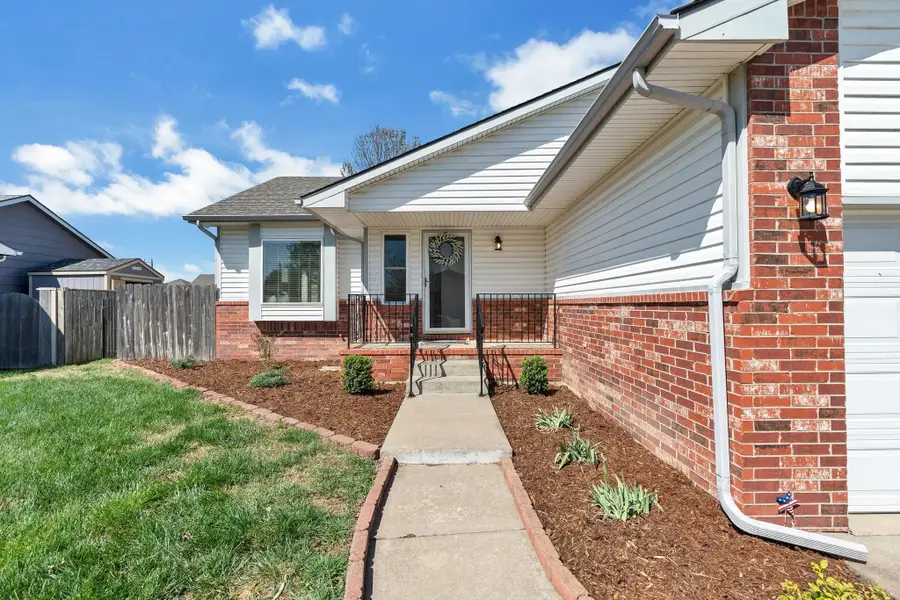 805 N Bay Country, Wichita, KS 67235 - #3