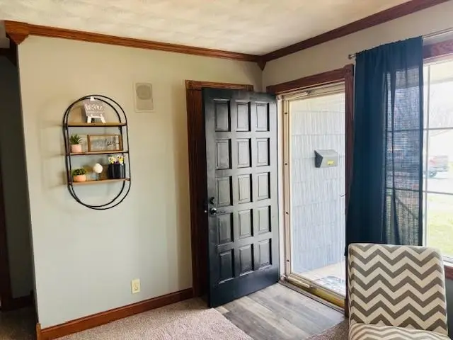 1201 Vassar Dr, Salina, KS 67401 - #2