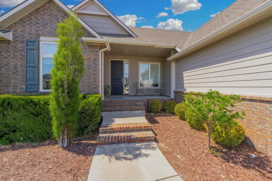 1513 N Shadow Rock Dr, Andover, KS 67002 - #2