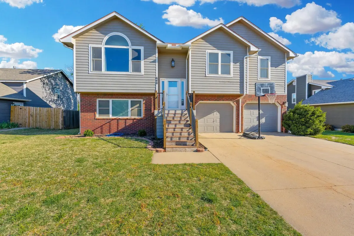 648 E Jayhawk Dr, Cheney, KS 67025 - #1