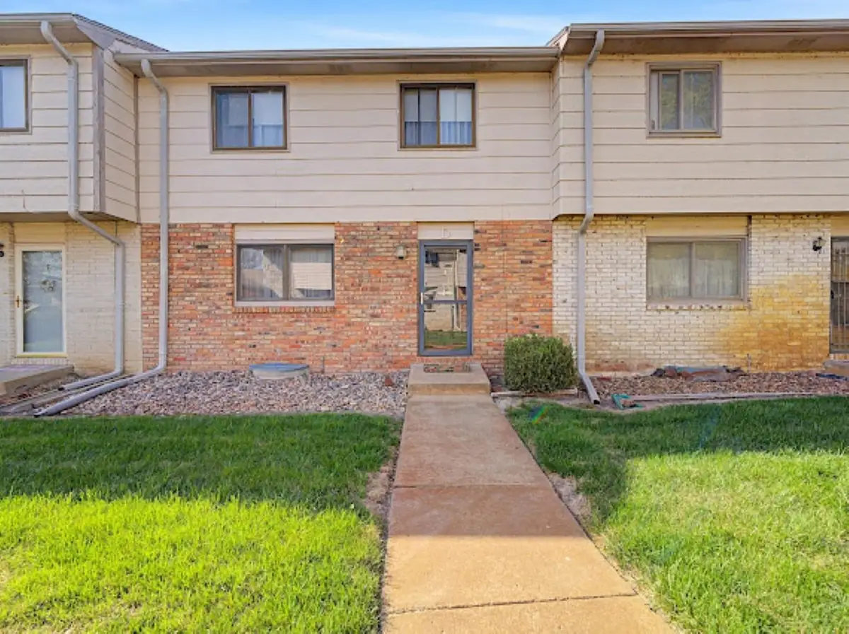 1921-D Glendale Rd., Salina, KS 67401 - #1