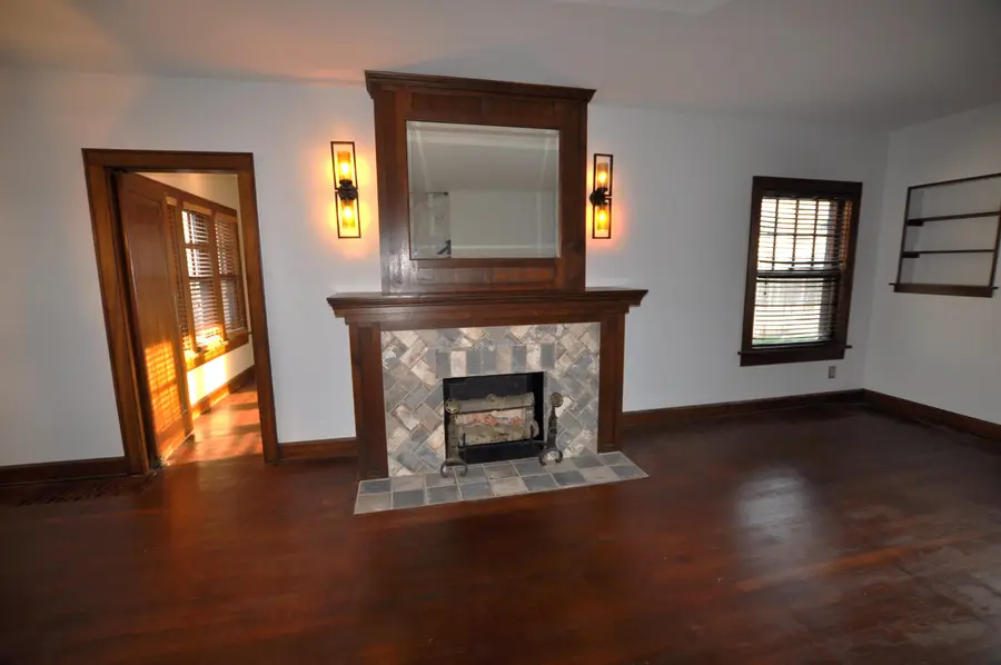 129 S Dellrose, Wichita, KS 67218 - #3