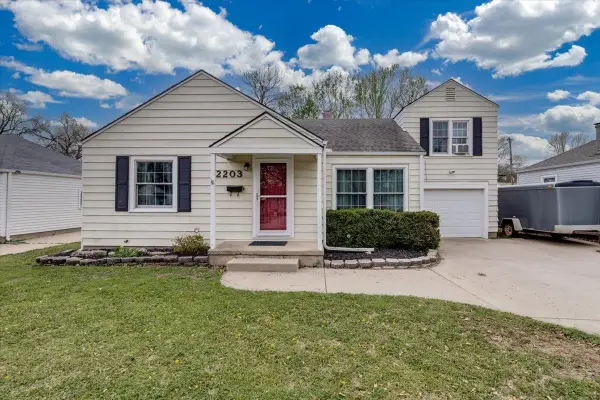 2203 E Rivera, Wichita, KS 67211