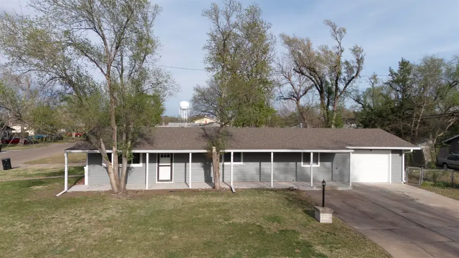 1333 Pawnee Ave, Salina, KS 67401 - #2