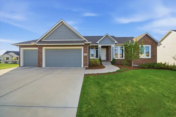 3616 N Crest Ct, Wichita, KS 67228